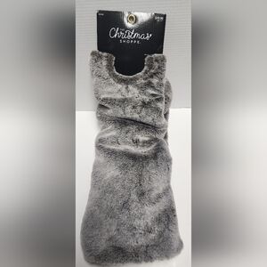 Christmas Shoppe Tree Skirt Faux Fur Gray Plush 48" x 48" New